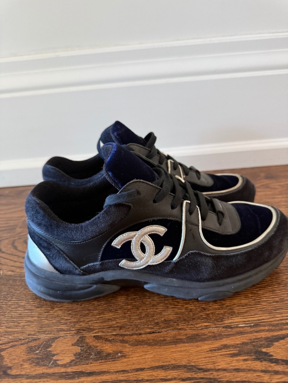 Chanel Navy Velvet & Black Suede CC Sneakers - size EU 39.5